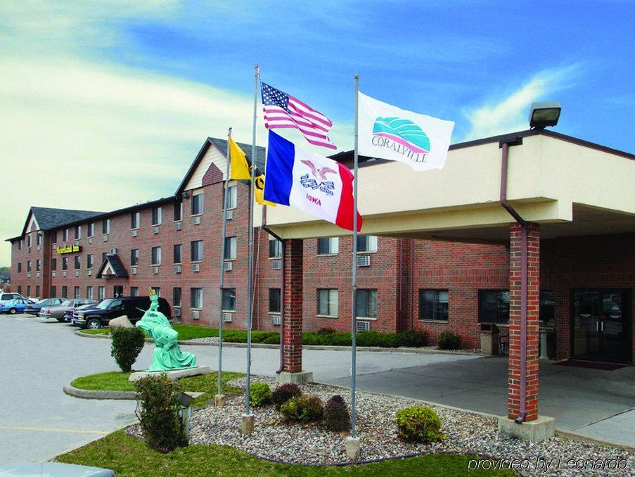 Heartland Inn كورالفيل المظهر الخارجي الصورة