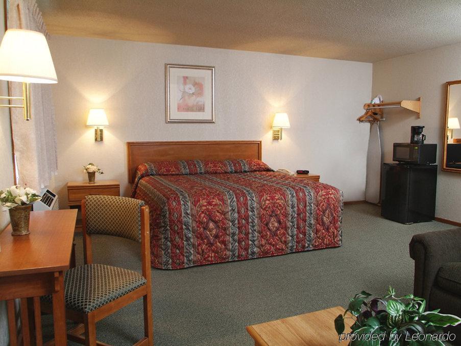 Heartland Inn كورالفيل الغرفة الصورة